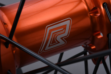 Llanta Trasera 18'' Off Road / Enduro KTM SXF / SX 125 / 250 / 350 / 450 2015 - 2022 (2,15 x 18)