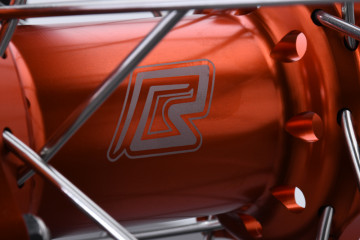 Llanta Trasera 17'' Supermoto KTM SUPERMOTO / SMC 690 R 2007 - 2013 (5 x 17) Llanta Trasera 17'' Supermoto KTM SUPERMOTO / SMC 690 R 2007 - 2013 (5 x 17)