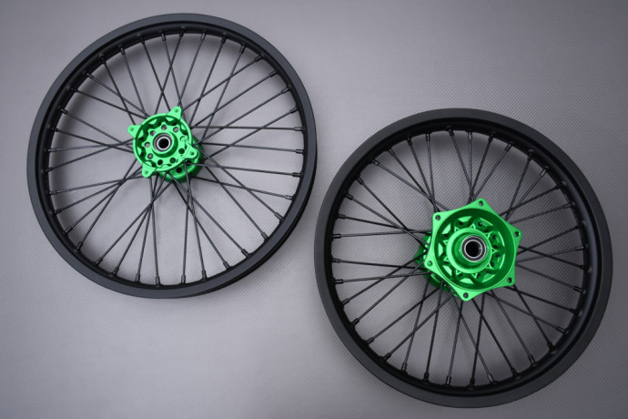 Paire de Jantes Avant Arrière "21 / 19'' Off Road / Cross KAWASAKI KX 250 / 450 2019 - 2024 Paire de Jantes Avant Arrière "21 / 19'' Off Road / Cross KAWASAKI KX 250 / 450 2019 - 2024