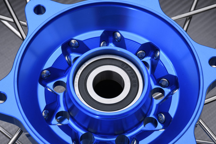 Paire de Jantes Avant Arrière 17'' / 17'' Supermotard YAMAHA YZF 250 / 450 2009 - 2013 Paire de Jantes Avant Arrière 17'' / 17'' Supermotard YAMAHA YZF 250 / 450 2009 - 2013