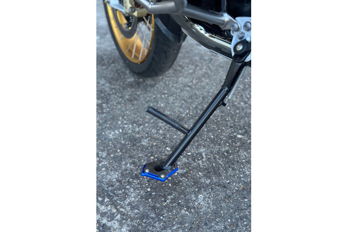 Anodised aluminum sidestand foot enlarger BMW R1200GS / R1250GS / HP / Adventure 2014 - 2021 Anodised aluminum sidestand foot enlarger BMW R1200GS / R1250GS / HP / Adventure 2014 - 2021