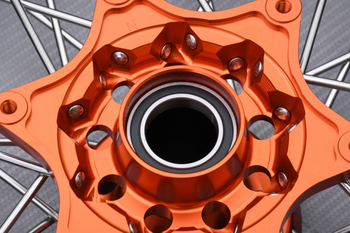 Pair of Front and Rear Rims 17'' / 17'' Supermotard KTM SUPERMOTO / SMC 690 R 2007 - 2013 Pair of Front and Rear Rims 17'' / 17'' Supermotard KTM SUPERMOTO / SMC 690 R 2007 - 2013