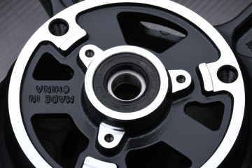 Jante arrière Triumph YAMAHA YZF R3 / MT03 320 2015 - 2024