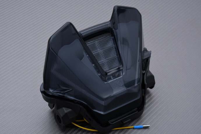 Luz de freno led con intermitentes integrados YAMAHA MT07 2018 - 2024