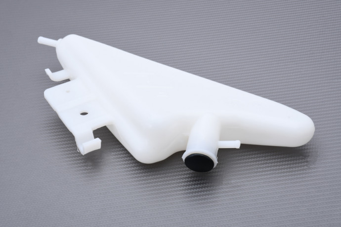 Kühlmittelausgleichsbehälter spezifisch SUZUKI GSXR 600 / 750 2011 - 2017 Kühlmittelausgleichsbehälter spezifisch SUZUKI GSXR 600 / 750 2011 - 2017