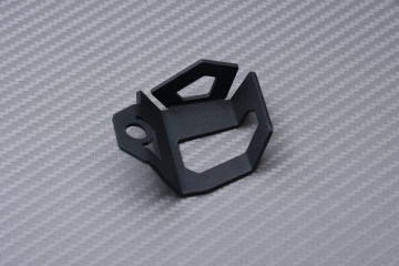 Protección del depósito del líquido de frenos TRASERO específica BMW F750GS / F850GS / F900R / F900XR 2018 - 2024