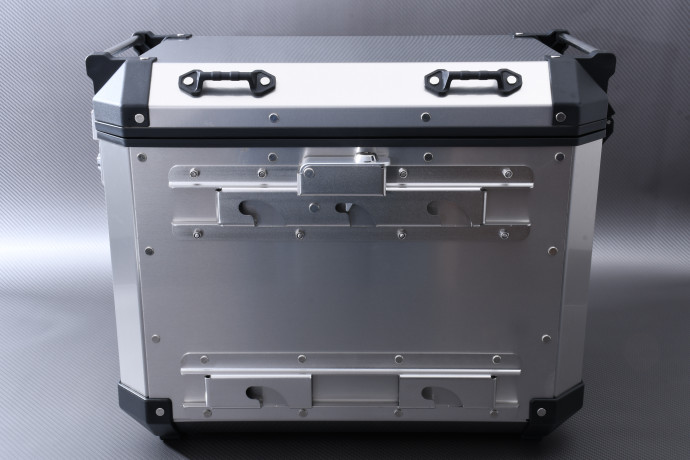 Paire de Valises latérales 110L en aluminium + kits de fixations spécifique SUZUKI VSTROM DL 650 / XT 2017 - 2024