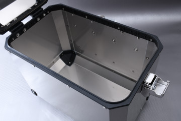 Paire de Valises latérales 110L en aluminium + kits de fixations spécifique SUZUKI VSTROM DL 650 / XT 2017 - 2024