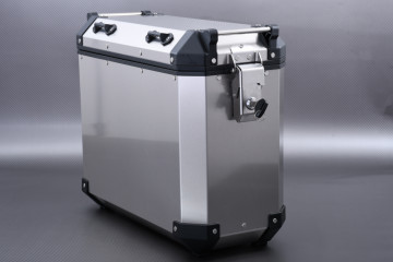 Pair of aluminium 78L side luggage + specific fixing kits HONDA AFRICA TWIN CRF 1000 2016 - 2017 Pair of aluminium 78L side luggage + specific fixing kits HONDA AFRICA TWIN CRF 1000 2016 - 2017