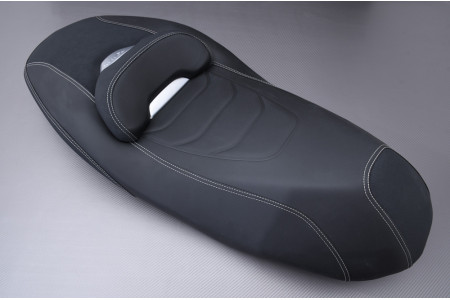 Asiento personalizado específico YAMAHA XMAX 125 / 250 / 300 / 400 2018 - 2022