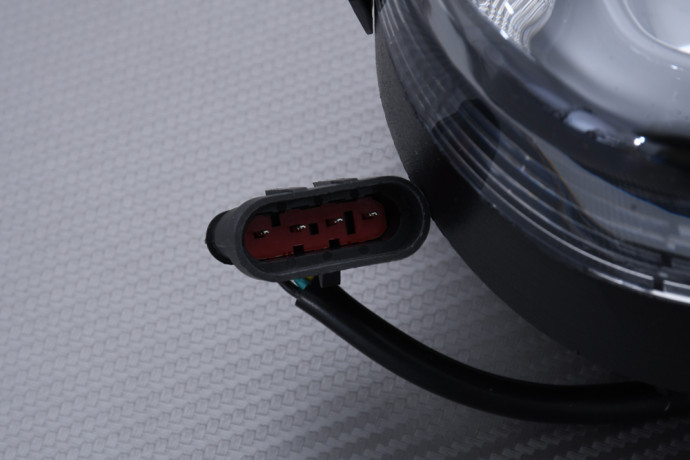 Faro delantero LED específico HARLEY DAVIDSON SOFTAIL BREAKOUT 2018 - 2024 Faro delantero LED específico HARLEY DAVIDSON SOFTAIL BREAKOUT 2018 - 2024