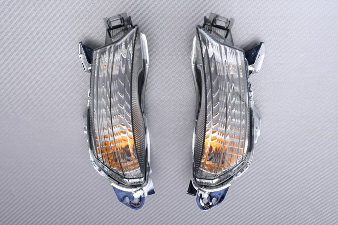 Paire de clignotants avant LED YAMAHA XMAX 125 / 250 / 300 / 400 2017 - 2022 Paire de clignotants avant LED YAMAHA XMAX 125 / 250 / 300 / 400 2017 - 2022