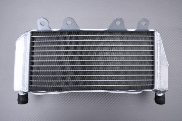 Coppia di radiatori dell'acqua da racing rinforzati AVDB YAMAHA YZ 125 / X 2012 - 2024 Coppia di radiatori dell'acqua da racing rinforzati AVDB YAMAHA YZ 125 / X 2012 - 2024