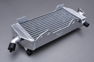 Paire de Radiateurs Eau Racing Renforcés AVDB SUZUKI RM 125 1996 - 2000 Paire de Radiateurs Eau Racing Renforcés AVDB SUZUKI RM 125 1996 - 2000