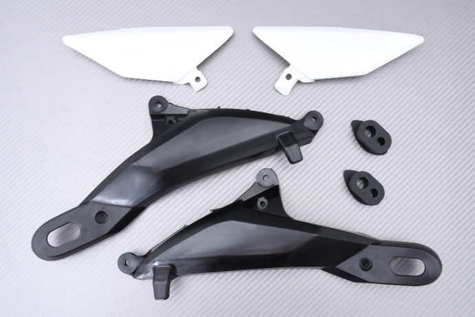 Portatarga tipo d'origine con Luce stop specifica HONDA CBR 600 RR 2007 - 2012