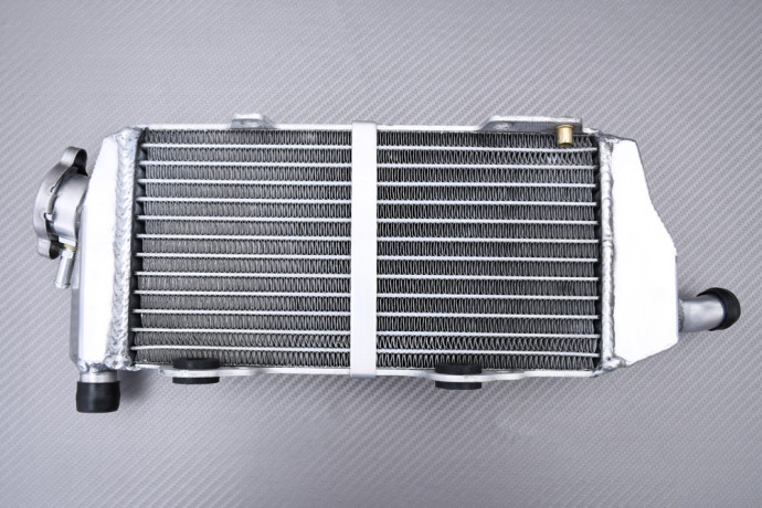 Paire de Radiateurs Eau Racing Ultra-Renforcés AVDB BETA RS / RR 350 / 390 / 430 / 480 / 500 / 2020 - 2024 Paire de Radiateurs Eau Racing Ultra-Renforcés AVDB BETA RS / RR 350 / 390 / 430 / 480 / 500 / 2020 - 2024