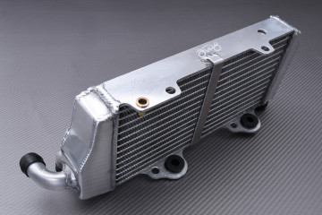 Paire de Radiateurs Eau Racing Ultra-Renforcés AVDB BETA RX / RR 125 / 200 / 250 / 300 2T / RACING 2020 - 2023 Paire de Radiateurs Eau Racing Ultra-Renforcés AVDB BETA RX / RR 125 / 200 / 250 / 300 2T / RACING 2020 - 2023