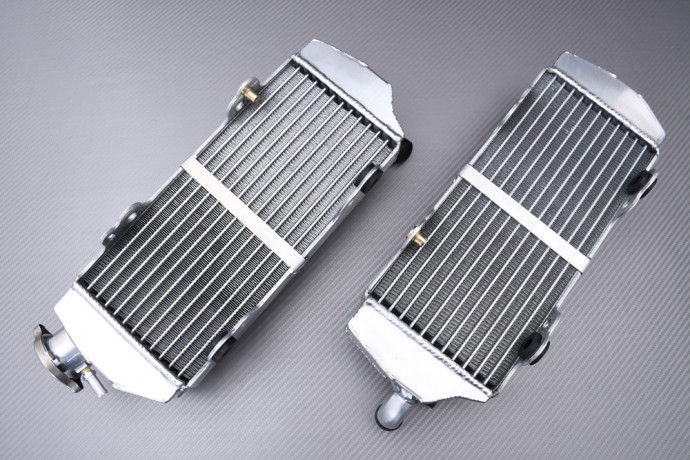 Paire de Radiateurs Eau Racing Ultra-Renforcés AVDB BETA RR 250 / 300 2T / RACING 2013 - 2019 Paire de Radiateurs Eau Racing Ultra-Renforcés AVDB BETA RR 250 / 300 2T / RACING 2013 - 2019