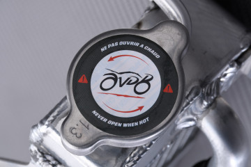 AVDB Ultra-Verstärkte Racing-Wasserkühler SUZUKI RM 80 1986 - 2001 AVDB Ultra-Verstärkte Racing-Wasserkühler SUZUKI RM 80 1986 - 2001