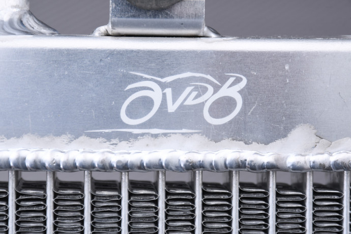 AVDB Radiator KAWASAKI VULCAN 1700 CLASSIC / NOMAD / VOYAGER / VAQUERO 2009 - 2023