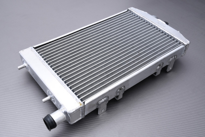 Radiateur AVDB KAWASAKI VULCAN 1700 VOYAGER 2012 - 2024 Radiateur AVDB KAWASAKI VULCAN 1700 VOYAGER 2012 - 2024