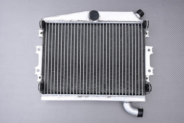 Radiateur YAMAHA RDLC / RZV 500 R 1984 - 1987 Radiateur YAMAHA RDLC / RZV 500 R 1984 - 1987