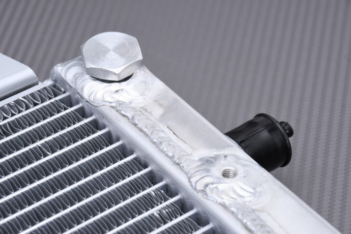 Radiatore acqua racing rinforzato KAWASAKI KFX 700 2004 - 2009 Radiatore acqua racing rinforzato KAWASAKI KFX 700 2004 - 2009
