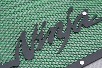 Grille de Radiateur KAWASAKI NINJA 500R / Z500 2024 - X Grille de Radiateur KAWASAKI NINJA 500R / Z500 2024 - X