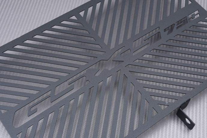 Grille de Radiateur SUZUKI GSXS 750 2017 - 2021 Grille de Radiateur SUZUKI GSXS 750 2017 - 2021