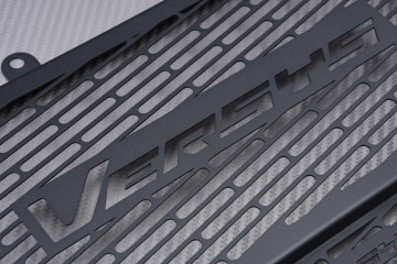 Grille de Radiateur KAWASAKI VERSYS-X 300 2017 - 2021 Grille de Radiateur KAWASAKI VERSYS-X 300 2017 - 2021