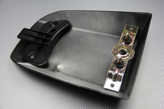 Cover sella passeggero SUZUKI GSXR 600 / 750 / 1000 2000 - 2003 Cover sella passeggero SUZUKI GSXR 600 / 750 / 1000 2000 - 2003