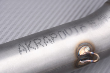 Mid pipe / Parr Zwischenrohr Street Legal AKRAPOVIC KAWASAKI ZZR 1400 2006 - 2007 Mid pipe / Parr Zwischenrohr Street Legal AKRAPOVIC KAWASAKI ZZR 1400 2006 - 2007
