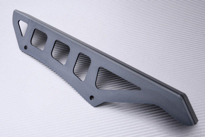 Protezione catena SUZUKI DRZ / DR 125 / 650 SE / S 1994 - 2024 Protezione catena SUZUKI DRZ / DR 125 / 650 SE / S 1994 - 2024