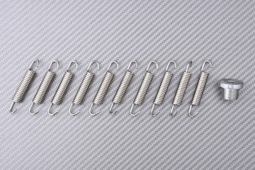 Komplette Linie / komplette Auspuffanlage SUZUKI HAYABUSA GSXR 1300 / 1340 2008 - 2018 Komplette Linie / komplette Auspuffanlage SUZUKI HAYABUSA GSXR 1300 / 1340 2008 - 2018