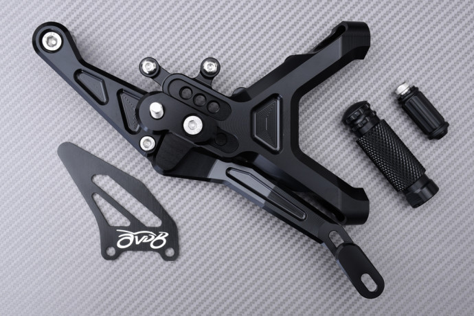 Commandes reculées AVDB BMW S1000RR / M1000RR 2019 - 2024 Commandes reculées AVDB BMW S1000RR / M1000RR 2019 - 2024