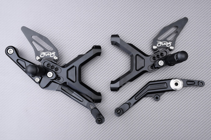 Commandes reculées AVDB BMW S1000RR / M1000RR 2019 - 2024 Commandes reculées AVDB BMW S1000RR / M1000RR 2019 - 2024