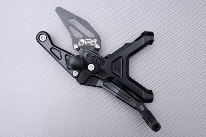 Commandes reculées AVDB BMW S1000RR / M1000RR 2019 - 2024 Commandes reculées AVDB BMW S1000RR / M1000RR 2019 - 2024