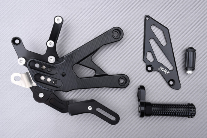 Pedane Arretrate AVDB RACE VERSION YAMAHA YZF R1 / R1M 2015 - 2024YAMAHA YZF R1 2015 Pedane Arretrate AVDB RACE VERSION YAMAHA YZF R1 / R1M 2015 - 2024YAMAHA YZF R1 2015