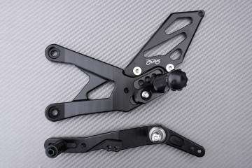 Estriberas Retrasadas AVDB RACE VERSION YAMAHA YZF R1 / R1M 2015 - 2024