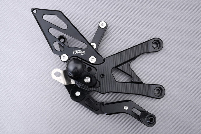 Pedane Arretrate AVDB RACE VERSION YAMAHA YZF R1 / R1M 2015 - 2024YAMAHA YZF R1 2015 Pedane Arretrate AVDB RACE VERSION YAMAHA YZF R1 / R1M 2015 - 2024YAMAHA YZF R1 2015