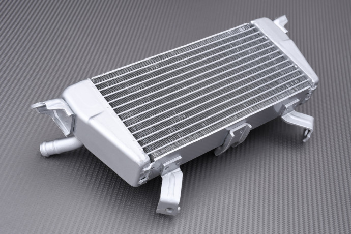 Radiateur d'huile BMW S1000XR / M1000XR 2020 - 2024 Radiateur d'huile BMW S1000XR / M1000XR 2020 - 2024
