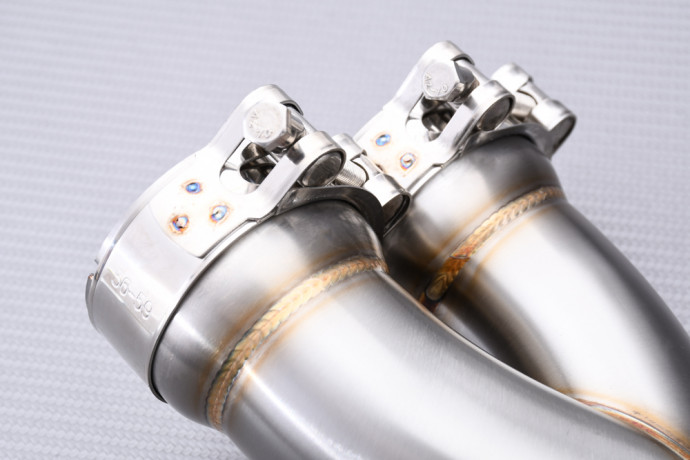 Manguito de conexión en Y / Y Pipe con decatalizador YAMAHA YZF R6 / RACE 2017 - 2024 Manguito de conexión en Y / Y Pipe con decatalizador YAMAHA YZF R6 / RACE 2017 - 2024