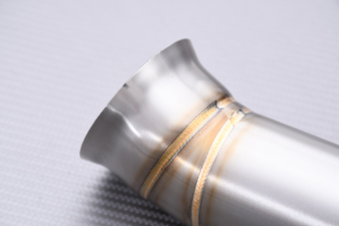 Tube intermédiaire / Mid Pipe pour échappement CFMOTO 800 MT 2022 - 2024 Tube intermédiaire / Mid Pipe pour échappement CFMOTO 800 MT 2022 - 2024
