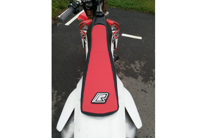 Housse de selle moto Cross / Enduro HONDA CR 125 / 250 R 2002 - 2007 Housse de selle moto Cross / Enduro HONDA CR 125 / 250 R 2002 - 2007