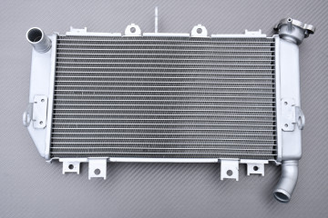 Radiateur KAWASAKI Z500 / ELIMINATOR / NINJA 500 2024 - X Radiateur KAWASAKI Z500 / ELIMINATOR / NINJA 500 2024 - X