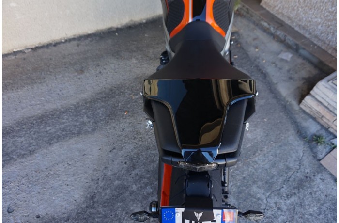 Tapa de colín YAMAHA MT09 / FZ09 2014 - 2020 Tapa de colín YAMAHA MT09 / FZ09 2014 - 2020