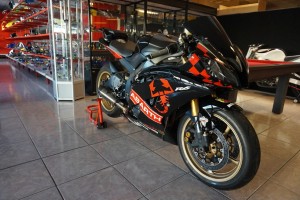 Complete Fairing set YAMAHA YZF R6 2008 - 2016