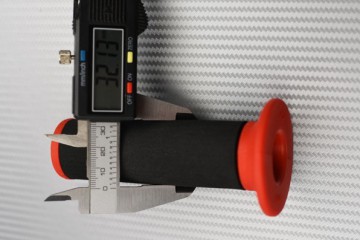 Paire de Poignées Caoutchouc - Mousse pour Guidon 22mm Paire de Poignées Caoutchouc - Mousse pour Guidon 22mm