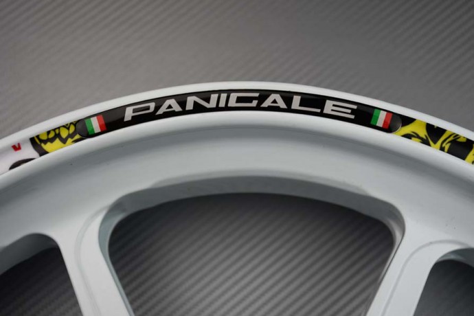 Motorrad Felgenrandaufkleber DUCATI - Logo PANIGALE Motorrad Felgenrandaufkleber DUCATI - Logo PANIGALE