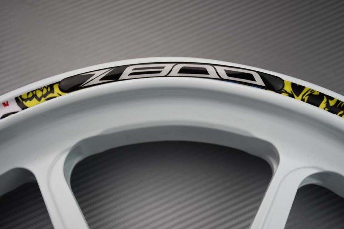 Motorrad Felgenrandaufkleber KAWASAKI - Logo Z800 Motorrad Felgenrandaufkleber KAWASAKI - Logo Z800